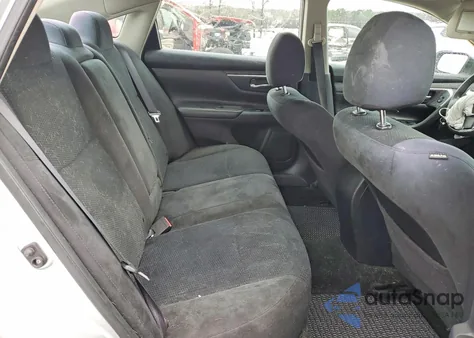 2015 Nissan Altima 2.5 Sv z USA, uszkodzony, nr VIN 1N4AL3APXFC287577